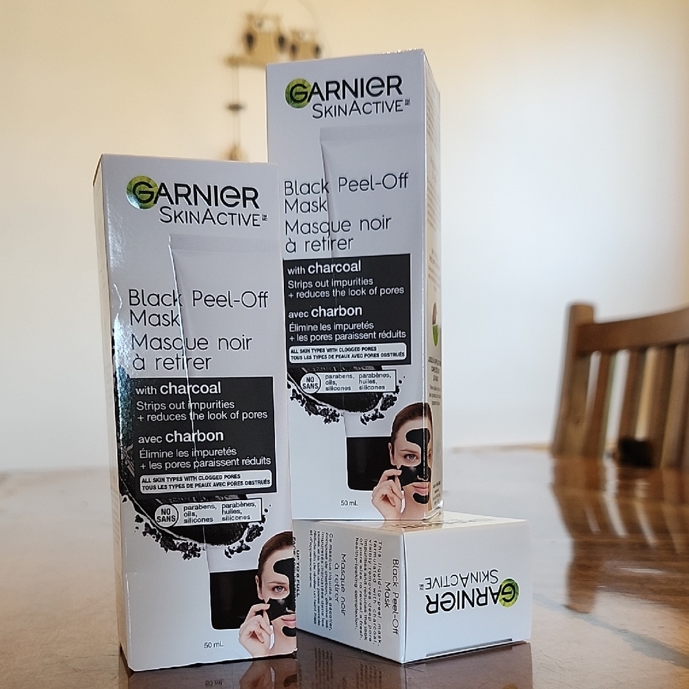 Garnier SkinActive Charcoal Black Peel-Off Mask